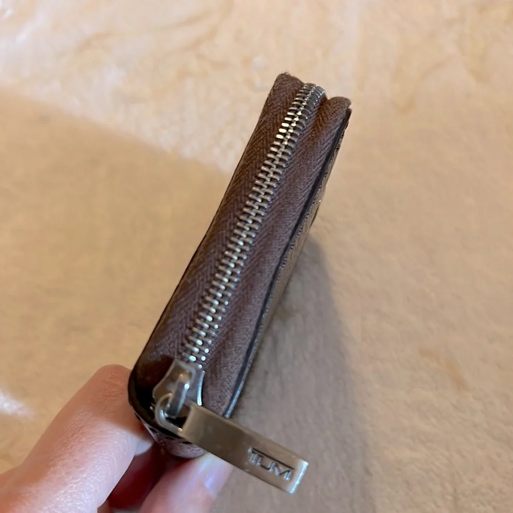 Vintage Tumi Zip Around Coin Purse Change Pouch Zippered Brown Textured Leather